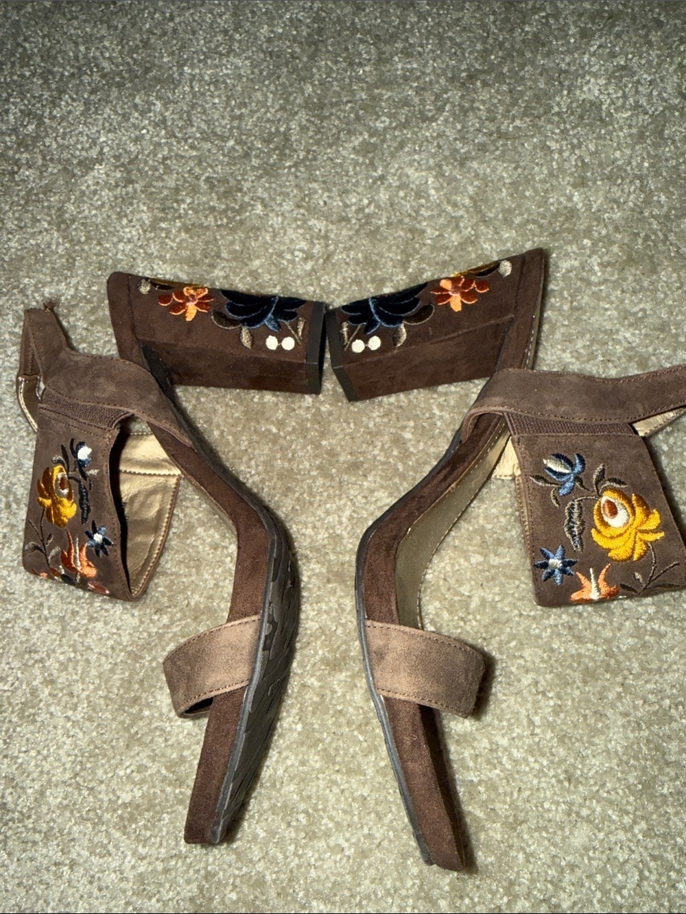 Brown Suede Floral Embroidered Women's Sandals - Picture 3 of 10